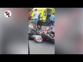 (18) the bike collided with a car - two were in the hospital. real video {08/15/2023}