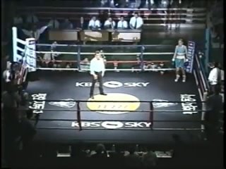 title boxing fight between a chilean girl and a former waiter at a korean restaurant in moscow