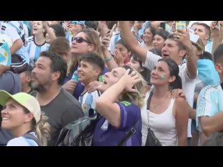 crazy argentina fans reacting to smashing netherlands 4-3