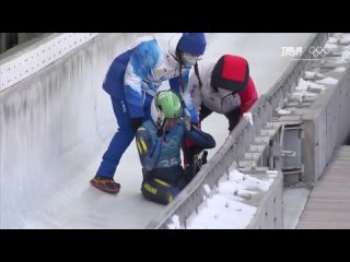 a terrible fall of the ukrainian stetskiv at the 2022 olympics in beijing. luge. women