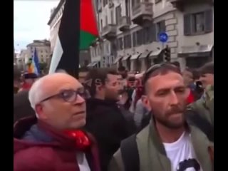 in milan, local residents called ukrainian refugees shameful nazi faggots, threatening to cut off their chupas: italy 2022